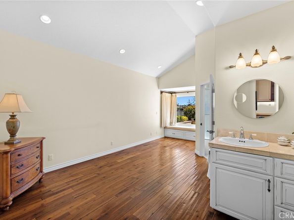 14 Novilla, Laguna Niguel CA 92677