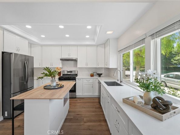30 Woodland Drive, Irvine CA 92604