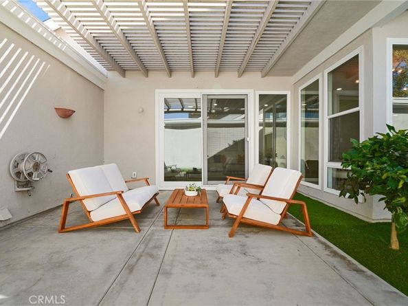 30 Woodland Drive, Irvine CA 92604
