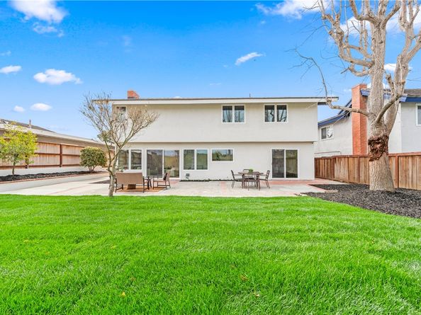 6781 Lawn Haven Drive, Huntington Beach CA 92648