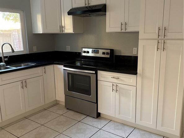 1323 S Standard Avenue A, Santa Ana CA 92707