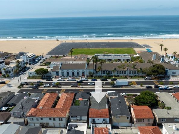 1324 W Balboa Boulevard, Newport Beach CA 92661