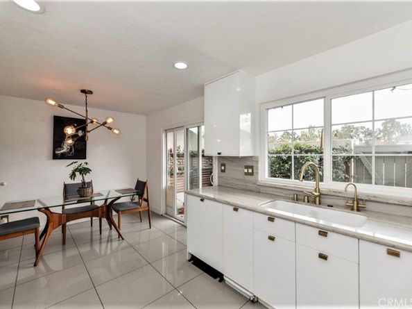 53 Oxford 14, Irvine CA 92612