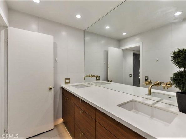 53 Oxford 14, Irvine CA 92612