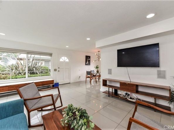 53 Oxford 14, Irvine CA 92612