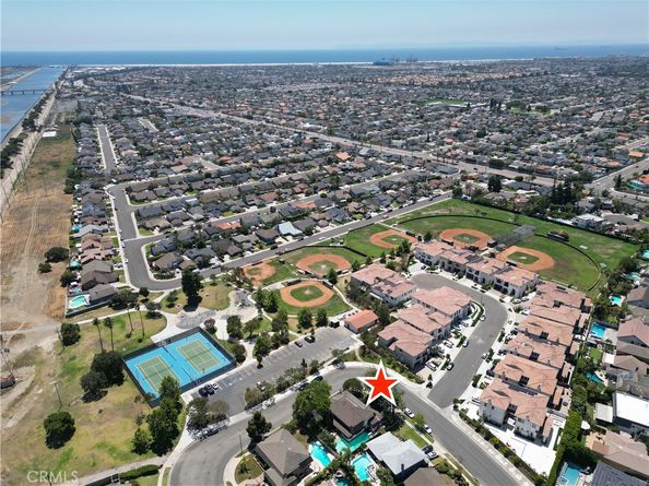 20442 Craimer Lane, Huntington Beach CA 92646