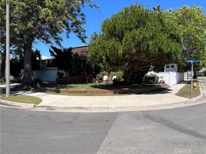 20442 Craimer Lane, Huntington Beach CA 92646