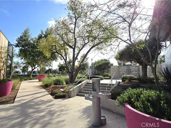 610 Cultivate, Irvine CA 92618