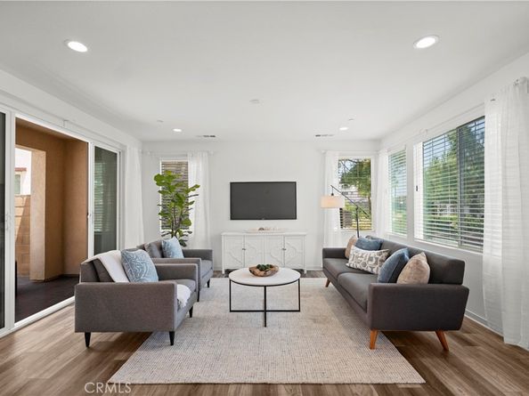 610 Cultivate, Irvine CA 92618