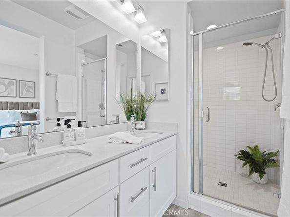 610 Cultivate, Irvine CA 92618