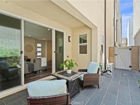 610 Cultivate, Irvine CA 92618