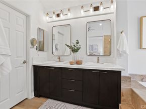 35 Blazewood, Lake Forest CA 92610