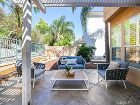 35 Blazewood, Lake Forest CA 92610