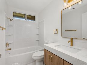 89 Alberti Aisle, Irvine CA 92614