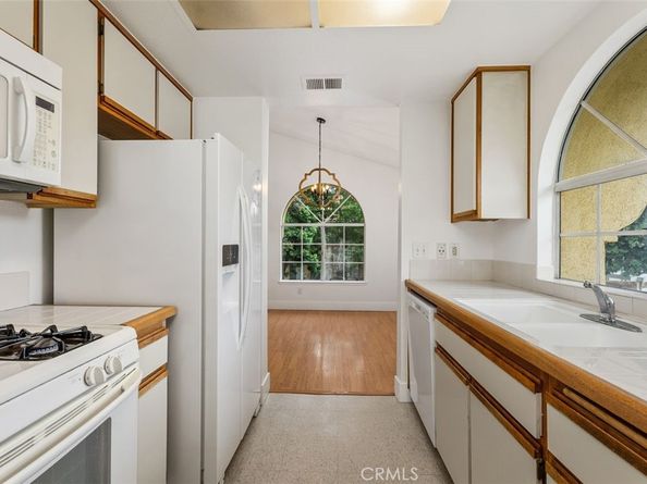 89 Alberti Aisle, Irvine CA 92614