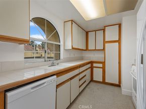 89 Alberti Aisle, Irvine CA 92614