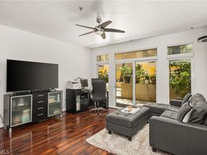 250 N First Street 322, Burbank CA 91502
