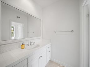 28 Townsend, Irvine CA 92620