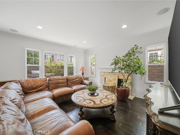 28 Townsend, Irvine CA 92620