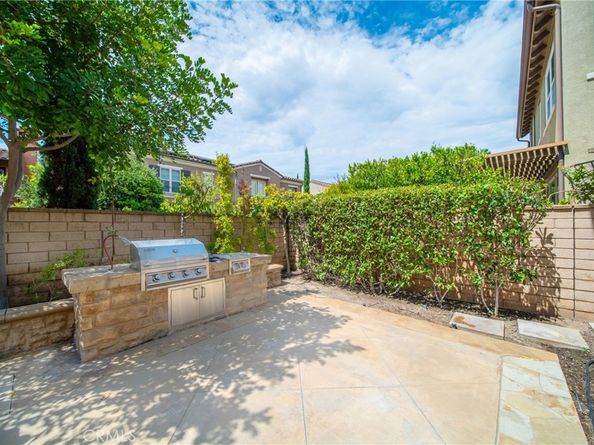 28 Townsend, Irvine CA 92620