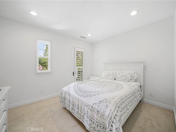 28 Townsend, Irvine CA 92620