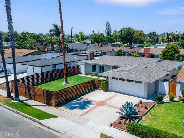 2957 Royal Palm Drive, Costa Mesa CA 92626