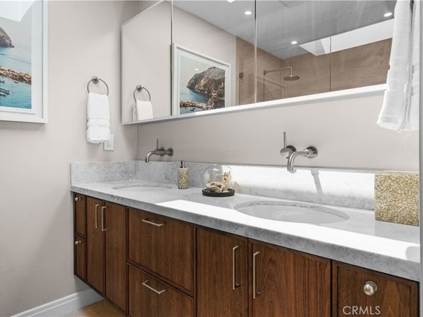 2957 Royal Palm Drive, Costa Mesa CA 92626