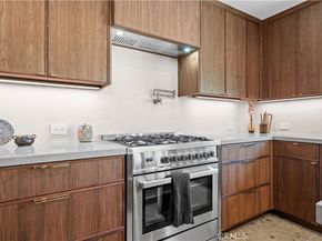 2957 Royal Palm Drive, Costa Mesa CA 92626