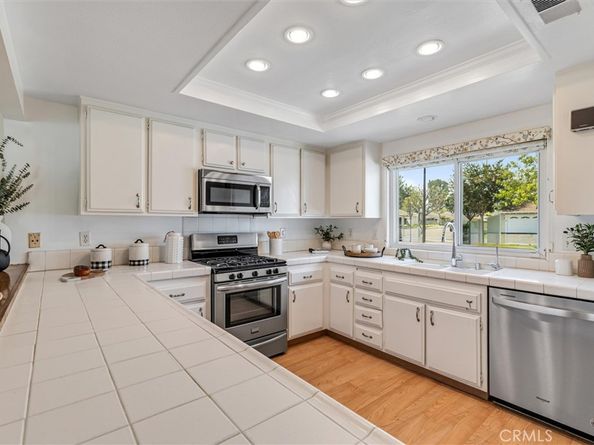 22 Firebird 71, Irvine CA 92604