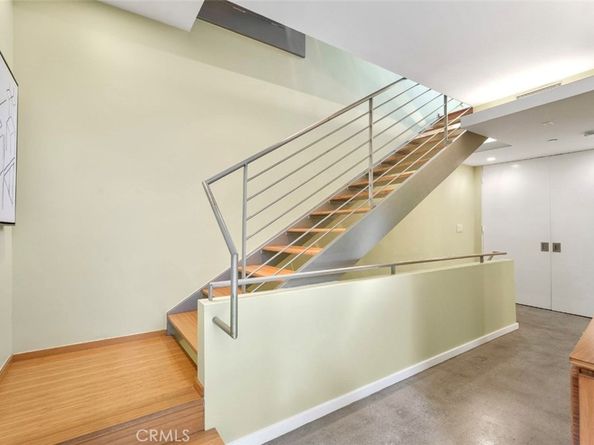 1035 19th Street 102, Santa Monica CA 90403
