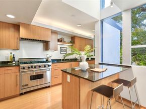 1035 19th Street 102, Santa Monica CA 90403