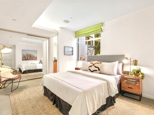 1035 19th Street 102, Santa Monica CA 90403