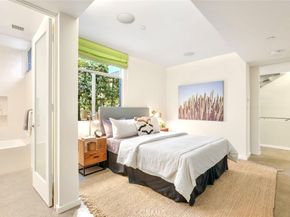 1035 19th Street 102, Santa Monica CA 90403