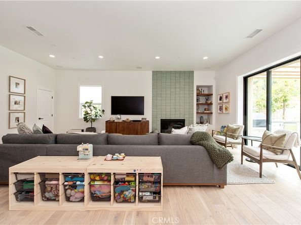 13 Goldenrod, Lake Forest CA 92630