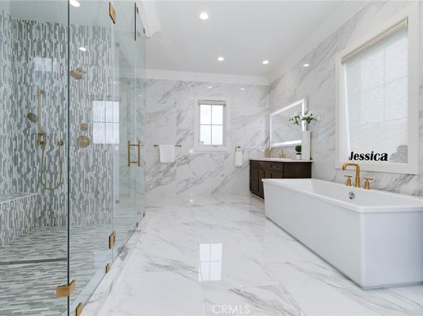 114 Interstellar, Irvine CA 92618