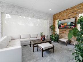 114 Interstellar, Irvine CA 92618