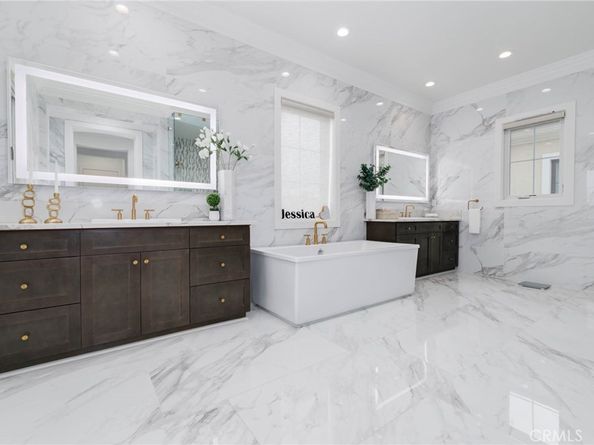 114 Interstellar, Irvine CA 92618