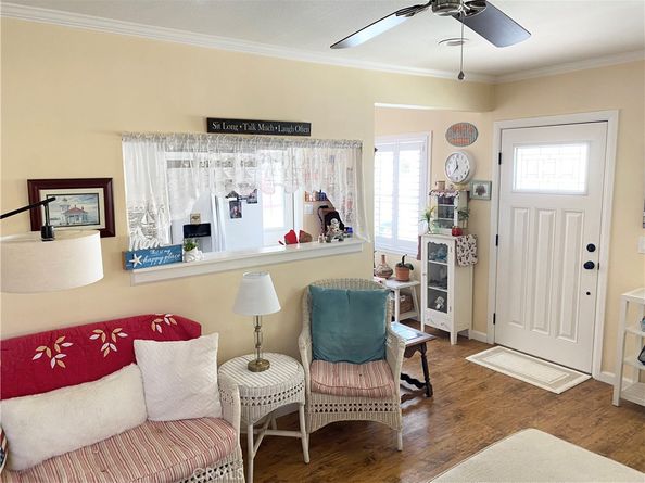 258 17th Street, Seal Beach CA 90740