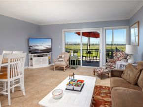 1627 Seal Way, Seal Beach CA 90740