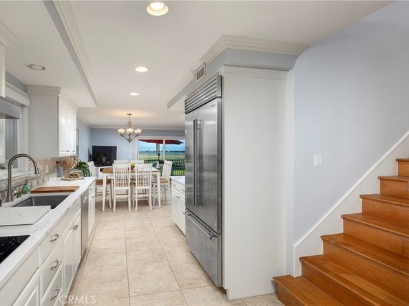 1627 Seal Way, Seal Beach CA 90740