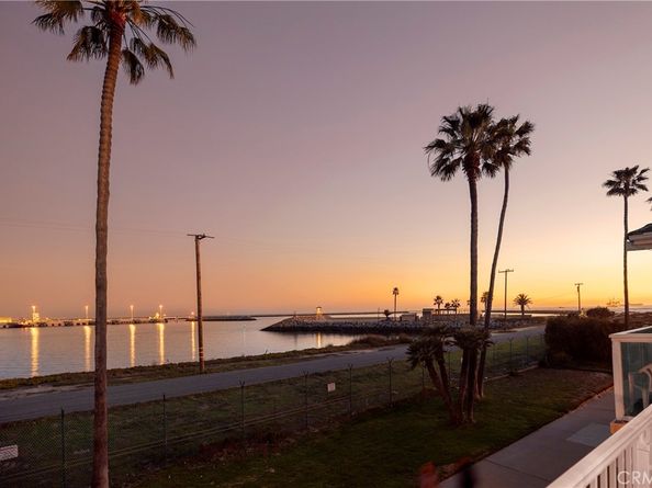 1627 Seal Way, Seal Beach CA 90740