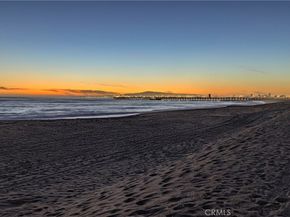 1627 Seal Way, Seal Beach CA 90740
