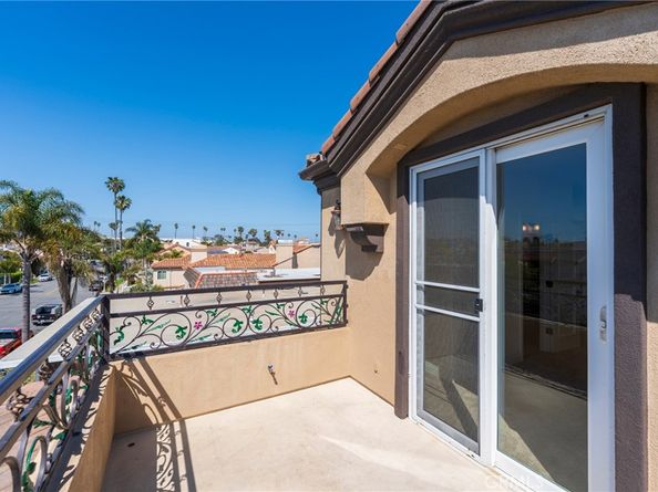 416 15th Street, Huntington Beach CA 92648