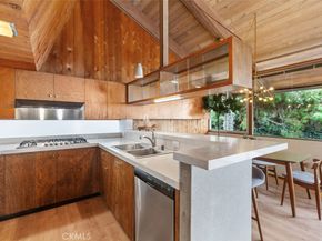 320 Ashton Drive, Laguna Beach CA 92651