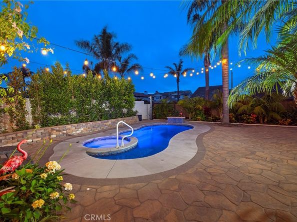 16561 Wanderer Lane, Huntington Beach CA 92649