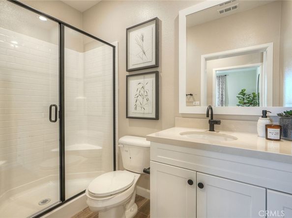 2066 Woolem Place, Escondido CA 92026