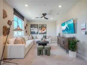 2066 Woolem Place, Escondido CA 92026