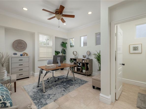 19084 Redford Lane, Huntington Beach CA 92648