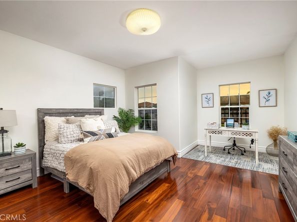19084 Redford Lane, Huntington Beach CA 92648