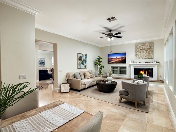 19084 Redford Lane, Huntington Beach CA 92648